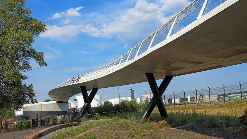 Trägerkonstruktion der Brücke