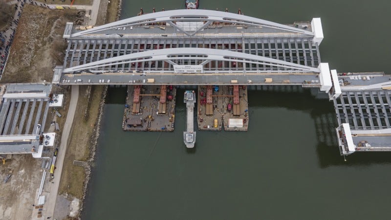 Brückenbogen der Neuen Donaubrücke Linz