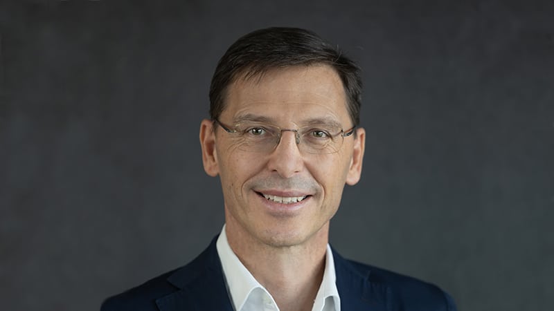 Geschäftsführung & Organisation 3
